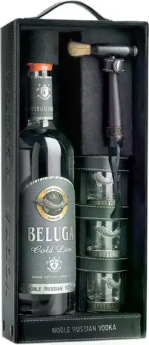 Beluga Gold Line Vodka 40% Vol. 0,7l in Giftbox (Leather look) with 3 Shot glasses