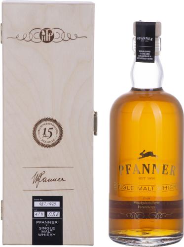 10 Years Old Single Malt Whisky Jubiläumsedition 47% Vol. 0,5l in Wooden box