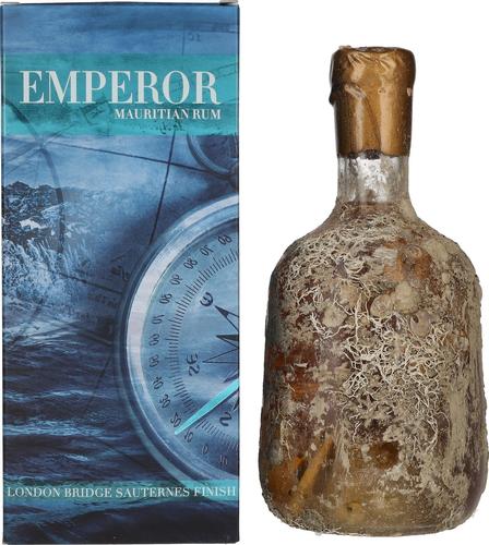 Emperor Mauritian Rum DEEP BLUE London Bridge Sauternes Finish 40% Vol. 0,7l in Giftbox