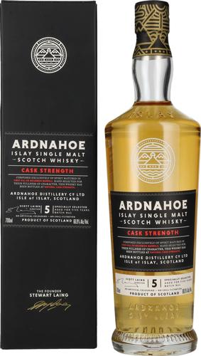 5 Years Old CASK STRENGTH Islay Single Malt Scotch Whisky 60,9% Vol. 0,7l in Giftbox
