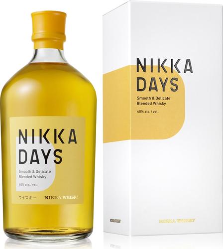DAYS Smooth & Delicate Blended Whisky 40% Vol. 0,7l in Giftbox