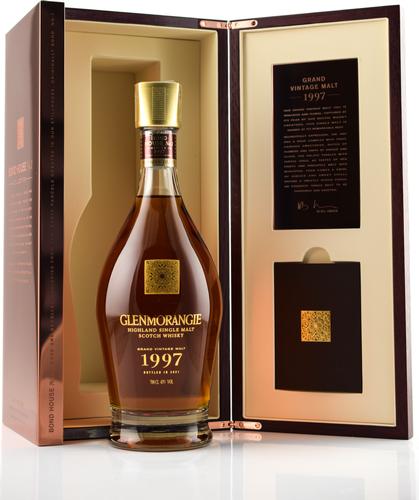 GRAND VINTAGE MALT 1997 43% Vol. 0,7l in Wooden case