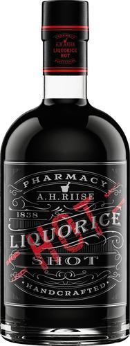 Pharmacy Liquorice SHOT HOT 18% Vol. 0,7l